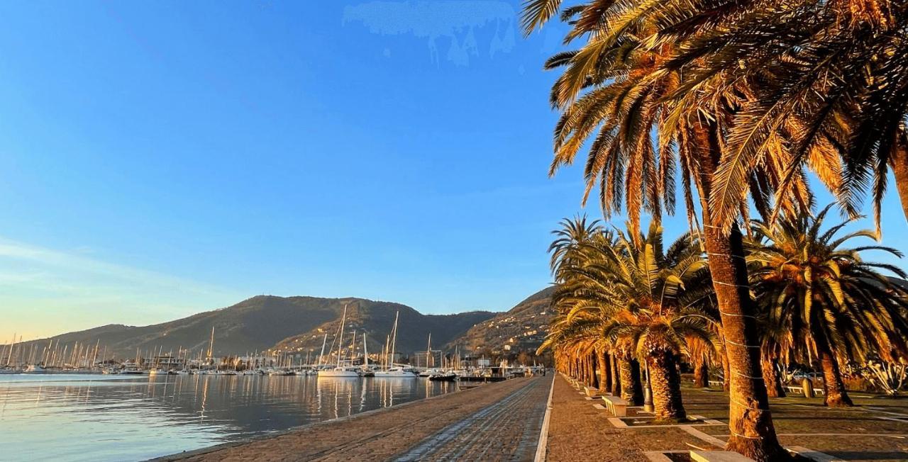 Migliarina Holiday House - 5 Terre La Spezia Apartment Exterior photo